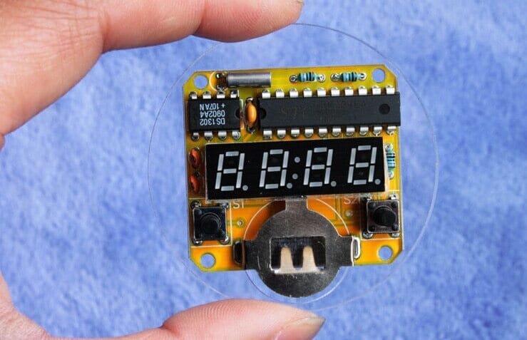 Wrist watch DIY kit (4) - BuildCircuit.COM